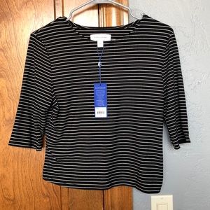 PopSugar juniors’ crop top, size large.